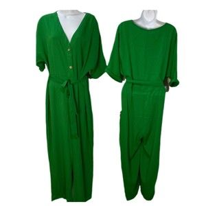 NWOT Shein Green Jumpsuit with Tie Belt Large